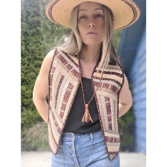 The Hester Handmade Quilted Cotton Vest Cottagecore Rustic Sz M - Picture 9 of 11